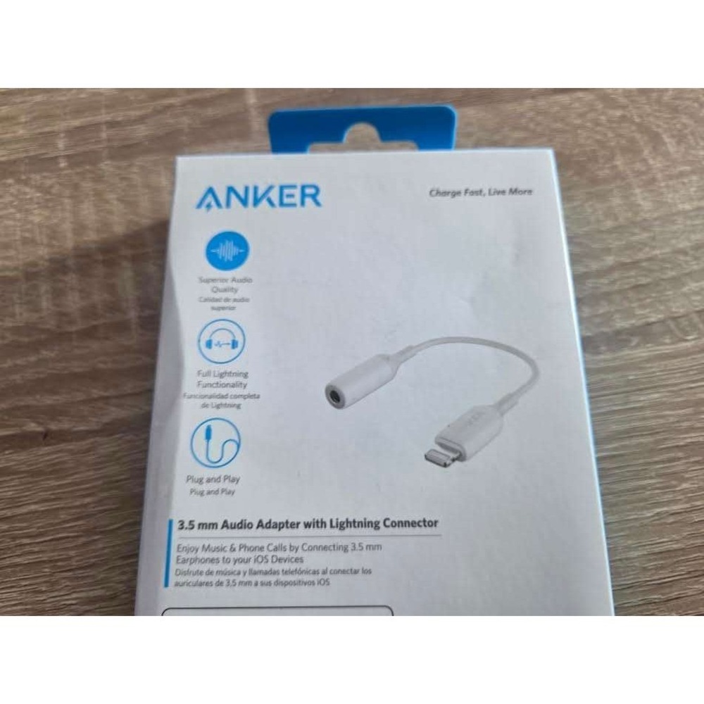 ANKER 3.5mm Audio Adapter with Lightning‎ Connector for iPhone iPod iPad